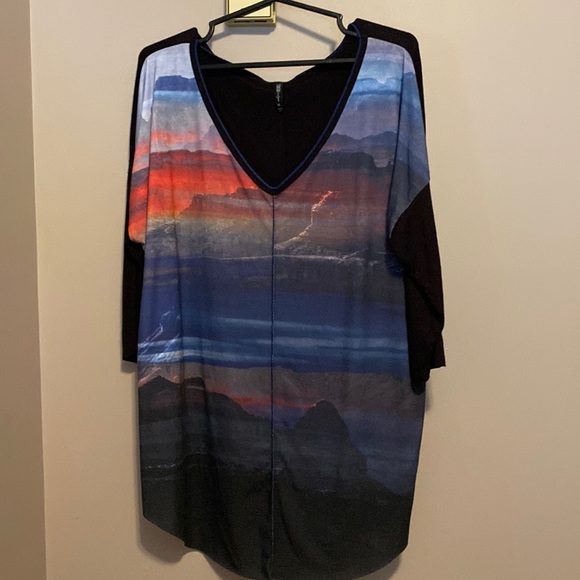 Ladies Tunic Top - Picture 1 of 7